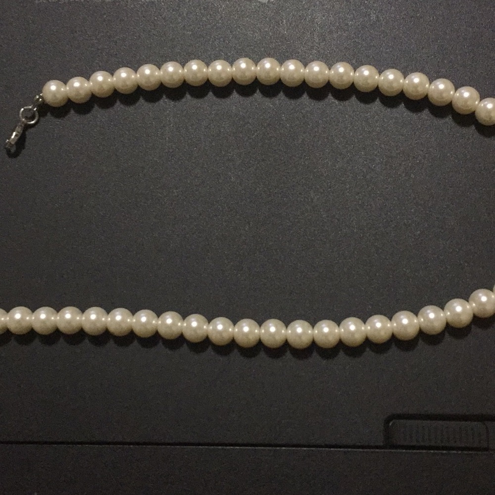 Pearl necklace